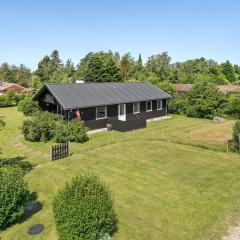 Holiday Home Hila - 900m from the sea in Djursland and Mols by Interhome