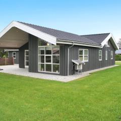 Holiday Home Ljupco - 500m to the inlet in NE Jutland by Interhome