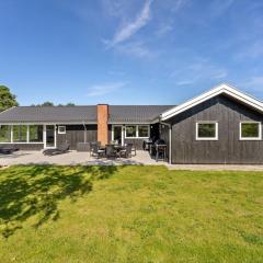 Holiday Home Nina - 700m to the inlet in NE Jutland by Interhome