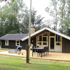 Holiday Home Hildegarda - 1km from the sea in NE Jutland by Interhome