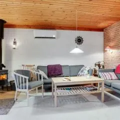 Holiday Home Anemarie - 450m from the sea in NE Jutland by Interhome