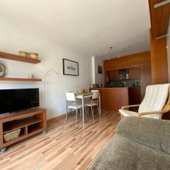 LETS HOLIDAYS Quiet apartment with pool in tossa