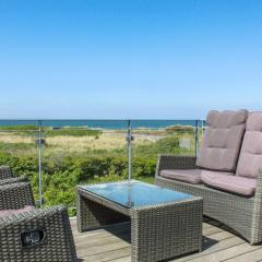 Holiday Home Brun - 60m from the sea in NE Jutland by Interhome