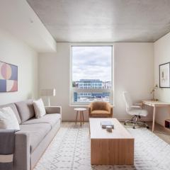 South Lake Union 1br w wd roof nr Lake Union SEA-488