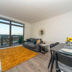 Pass the Keys Riverside Amazing Flat In London Close To The O2