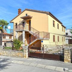 Apartments with parking space Peroj, Fazana - 20731