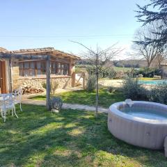 Casita con jacuzzi Rectoria de Dosquers