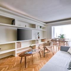 Unirii Center Apartments by Olala Homes