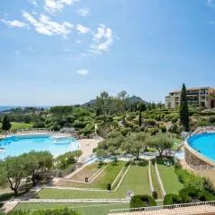 Village pierre et vacances cap Estérel, vue mer et Estérel, classé 3 étoiles