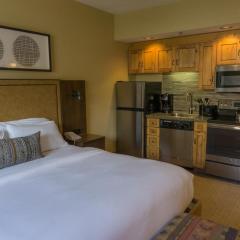 Grand Summit views and location, next to slopes