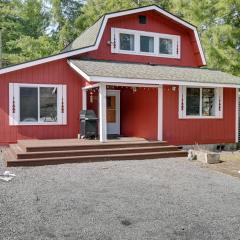 Cozy Ashford Home - 5 Mi to Rainier Natl Park!