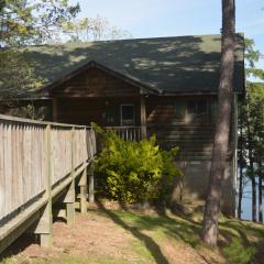 C14, Two bedroom, two bath, log-sided, luxury Harbor North cottage overlooking the lake, cottage