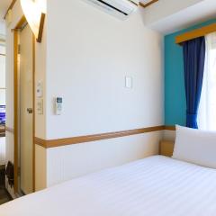 Toyoko Inn Yokohama Stadium Mae No 1