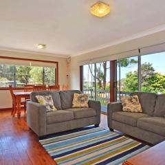 Crystal Waters Beach House - Belle Escapes Jervis Bay