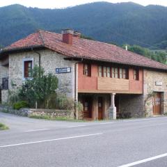 CASA ALDEA LOS CASTAÑOS