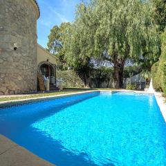 Stunning Home In Els Poblets With Outdoor Swimming Pool