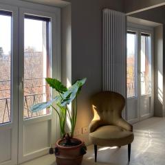 Bilocale di Design con Vista in Crocetta Quadronno