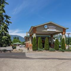 SureStay Plus Hotel by Best Western Salmon Arm