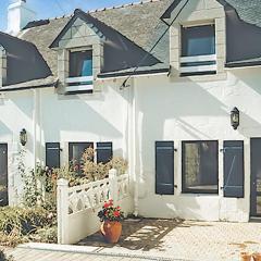 Lovely Home In Cadouarn With Wifi