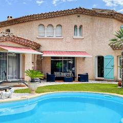 Lovely Home In Puisserguier With Outdoor Swimming Pool