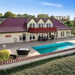 Holiday Home With Pool And Panoramic View Of The Sea