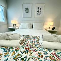 GATU PREMIUM Sandia Beach lujo junto al mar, parking y piscina común," Preferente mayores de 21 años y familias "