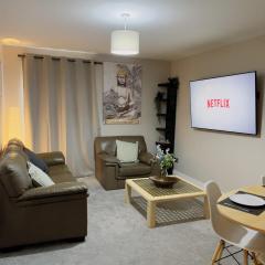 CITY CENTRE *PRIVATE PARKING*