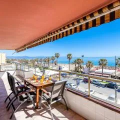 797 HOLIDAY RENTALS - Amplio piso con terraza en primera línea de playa