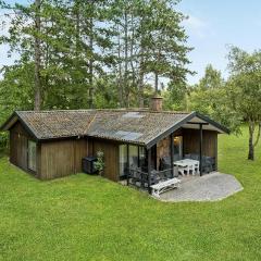 Amazing Home In Hjby With Wifi