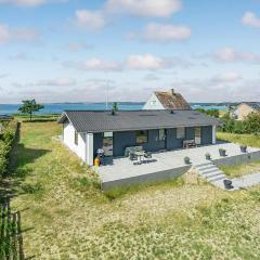 Amazing Home In Ebeltoft With 3 Bedrooms And Wifi