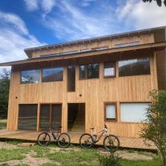 Preciosa casa V. Cerro Castillo cercana Parque