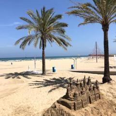 Lovely family apartment 2 min. from the beach