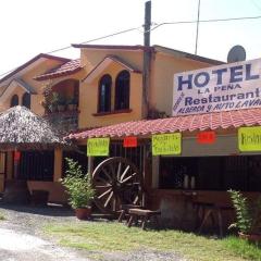 Hotel y Cabaña La Peña