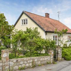 Amazing Home In Simrishamn With Wifi And 4 Bedrooms