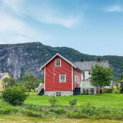 Awesome Home In Eresfjord With Sauna, Wifi And 2 Bedrooms
