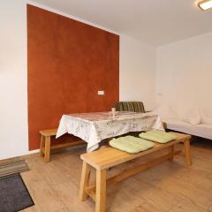 1 Bedroom Stunning Apartment In Lngenfeld