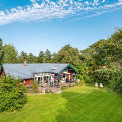 Beautiful Home In Gilleleje With Wifi