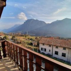 Pleasant apartment in Vendrogno with balcony