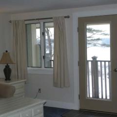 Spacious riverfront with balcony Sheepscot Harbour Vacation Cub Studio #211