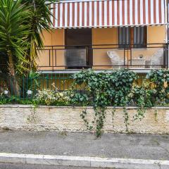 2 Bedroom Lovely Apartment In Follonica