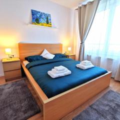 Modern Studio Coresi Residence