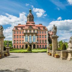 Hotel Przy Oślej Bramie - Zamek Książ