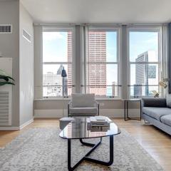 Loop 2BR w Gym Doorman nr L Parks CHI-319