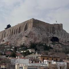 Plaka With Acropolis Rooftop View Access