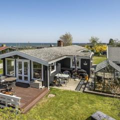 Holiday Home Ylvie - 150m from the sea in Funen by Interhome