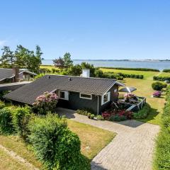 Holiday Home Eddy - 50m from the sea in Lolland- Falster and Mon by Interhome