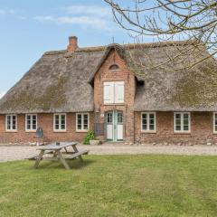 Holiday Home Inda - 10km from the sea in Western Jutland by Interhome