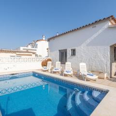 Holiday Home Louise by Interhome