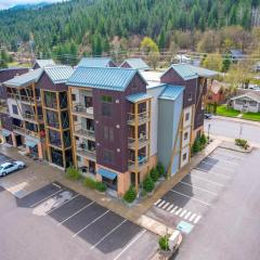 Large Upscale Condo with Full Kitchen Ski Silver Mountain Beautiful Views