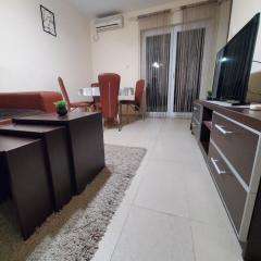 Royal Panorama Apartman & Free Garage Parking